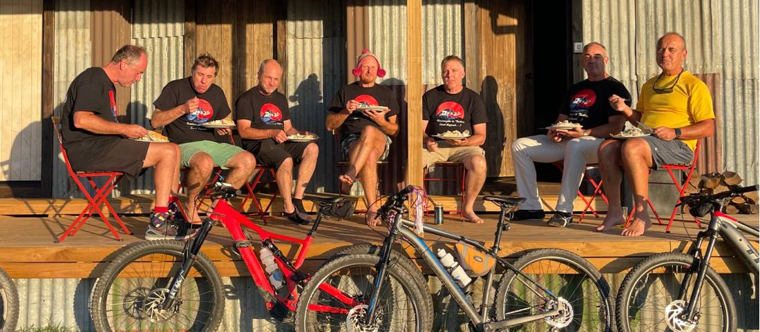 Cycling group on the Kosciuszko to the Sea Cycle tour |  <i>Trisha Dixon</i>