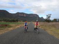Cycling the Glen Davis Road in the Capertee Valley |  <i>Ross Baker</i>
