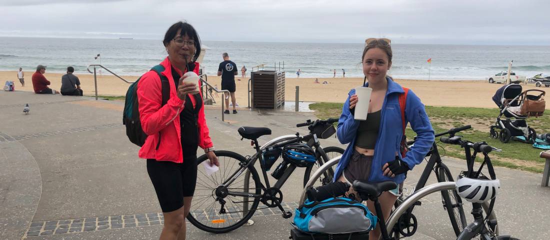 Drink stop by the beach in Wollongong on the South Coast Cycle |  <i>Kate Baker</i>