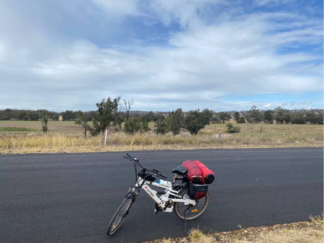 E-bike on the route between Wellington and Goolma |  <i>Michele Eckersley</i>