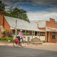 Cycle the charming streets of Gulgong | Tim Charody