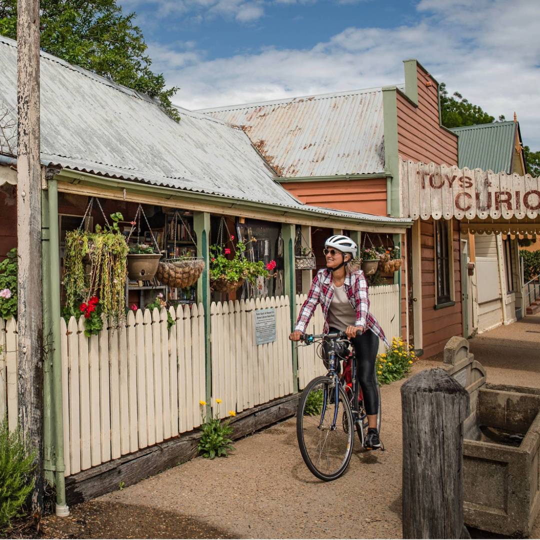 Cycle the charming streets of Gulgong | Tim Charody