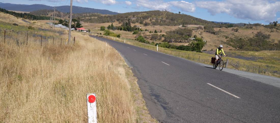 Rural scenes cycling between Jindabyne and Dalgety | <i>Ross Baker</i>