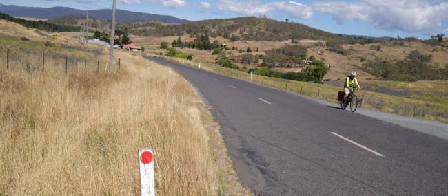 Rural scenes cycling between Jindabyne and Dalgety | <i>Ross Baker</i>