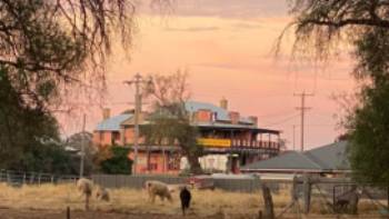 The Royal Hotel in Mendooran | Michele Eckersley