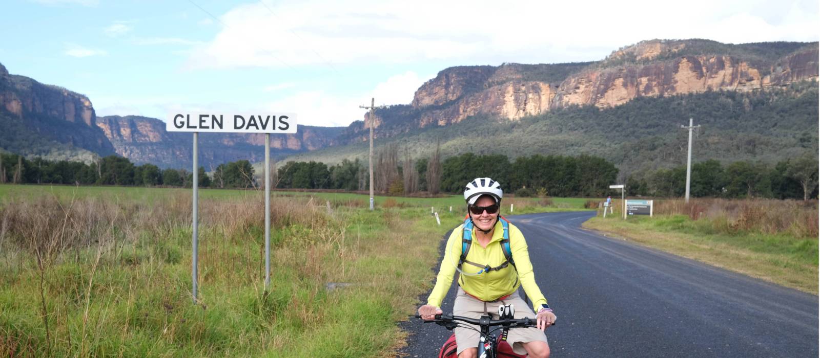 cyclist leaving Glen Davis in the Capertee Valley | Ross Baker