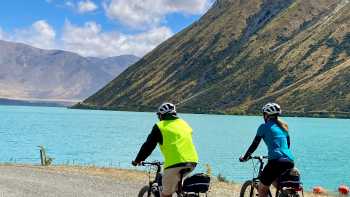 ADS UGC SM - Christopher Lowry - ATO (2),Adventure South Guest The stunning lakes on the Alps 2 Ocean