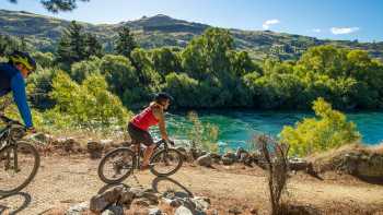 Cycling the Clutha Gold Trail