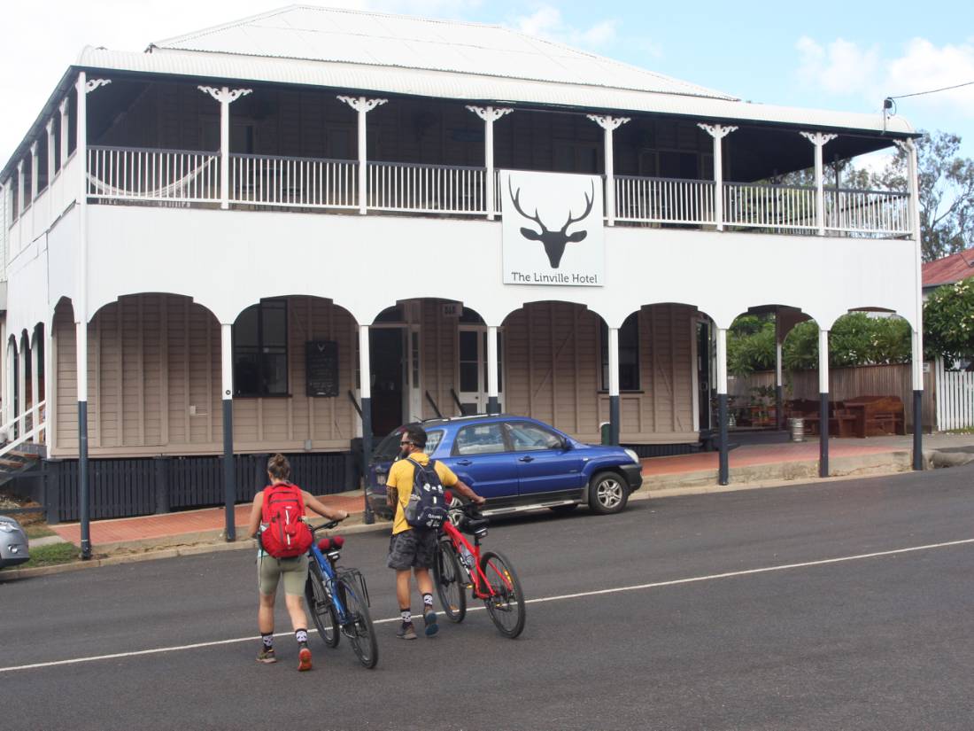 Linville Hotel on the Brisbane Valley Rail Trail |  <i>Shawn Flannery</i>