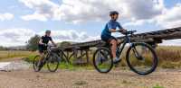 Pedal a mountain bike on the Brisbane Valley Rail Trail |  Tourism and Events Queensland