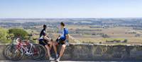 Cyclists relaxing at Mengler Hill Lookout in the Barossa Valley | Jacqui Way