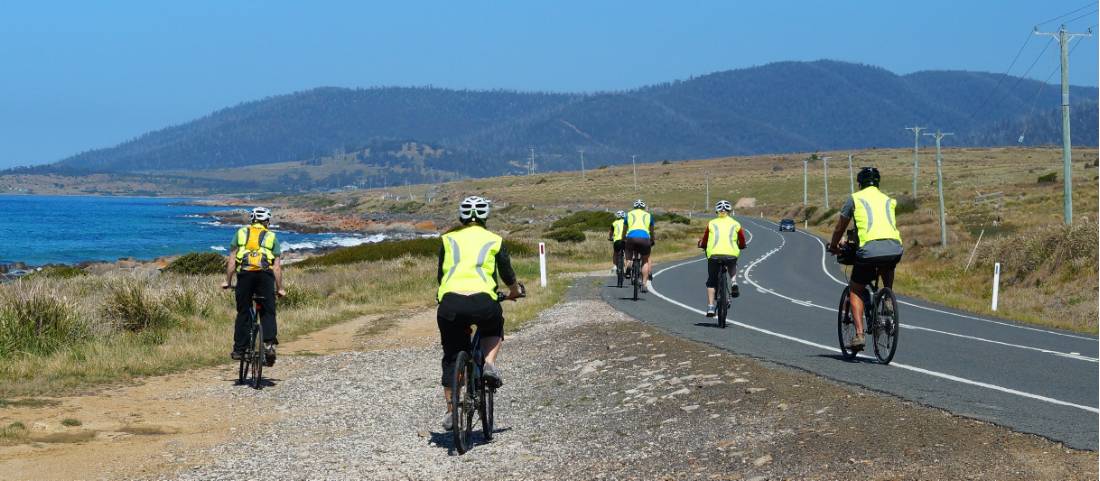 Cycling group in Tasmania |  <i>Leanne Atwal</i>