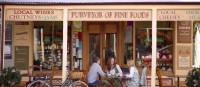 Enjoying the fine produce and goods of Victoria's High Country in Beechworth | Robyn Lea