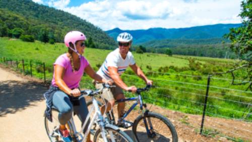 Cycling along the Murray to Mountains | David Kirkland